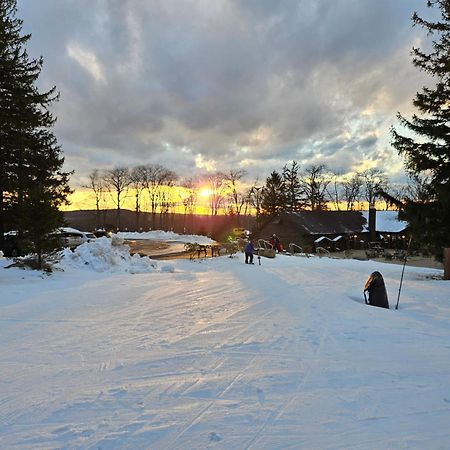 Sunset Cottage Motel Ligonier Екстериор снимка