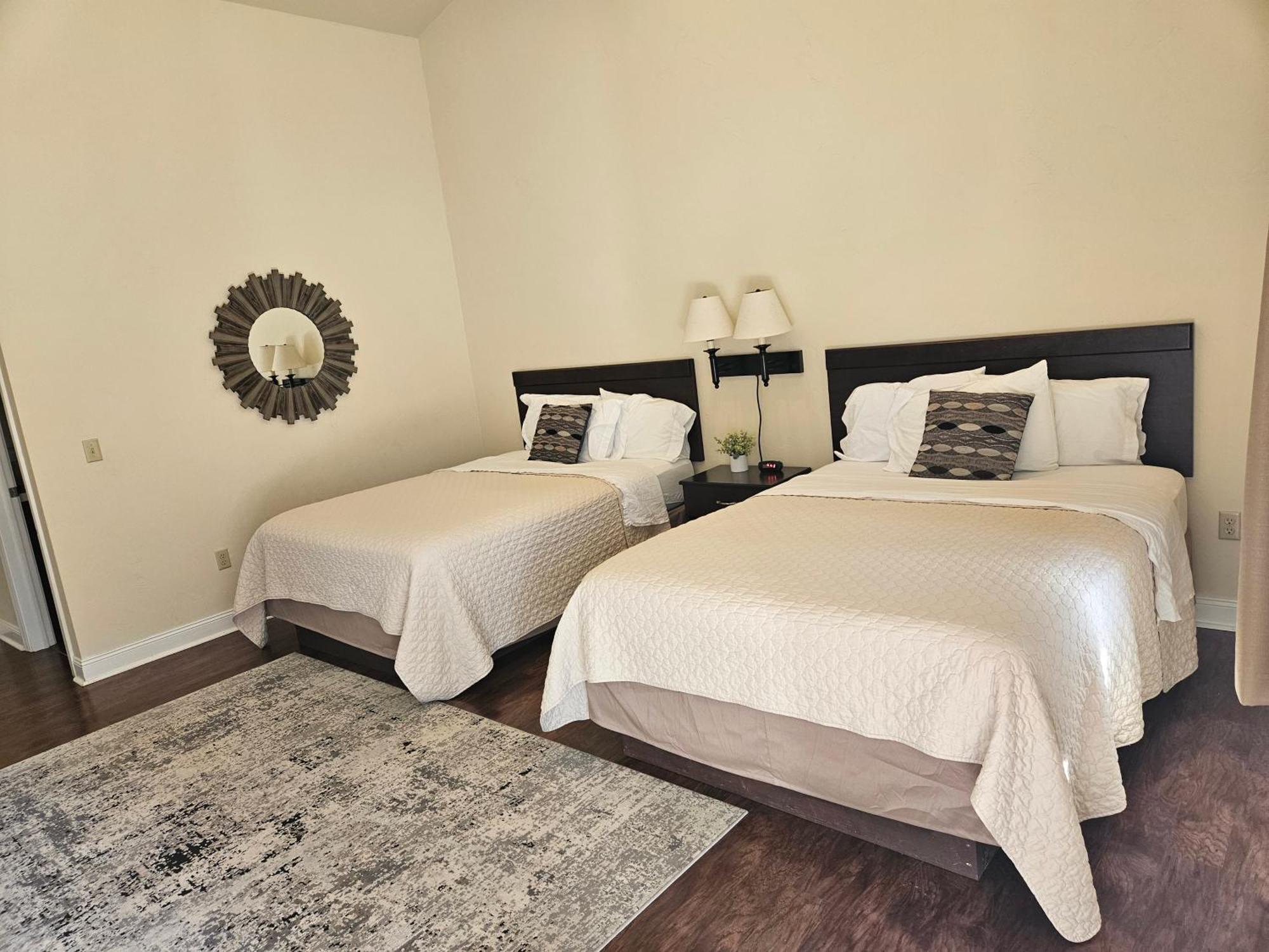 Sunset Cottage Motel Ligonier Екстериор снимка