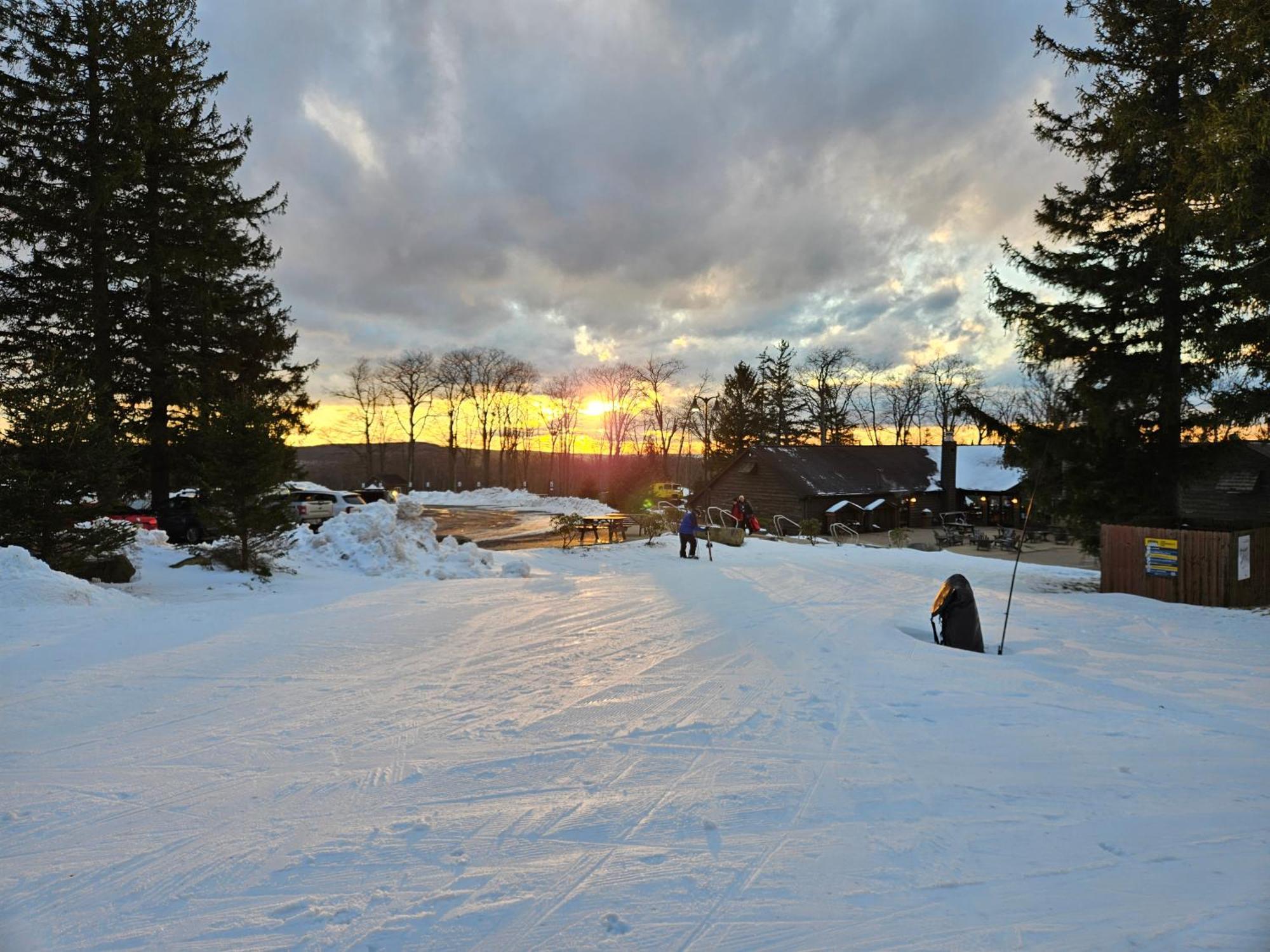 Sunset Cottage Motel Ligonier Екстериор снимка